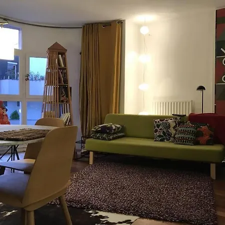 Appartamento Nice For 2 People By Weekome Parigi